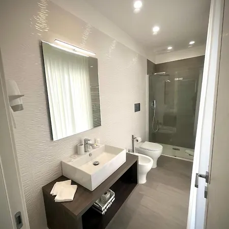 Donna Marianna Vieste